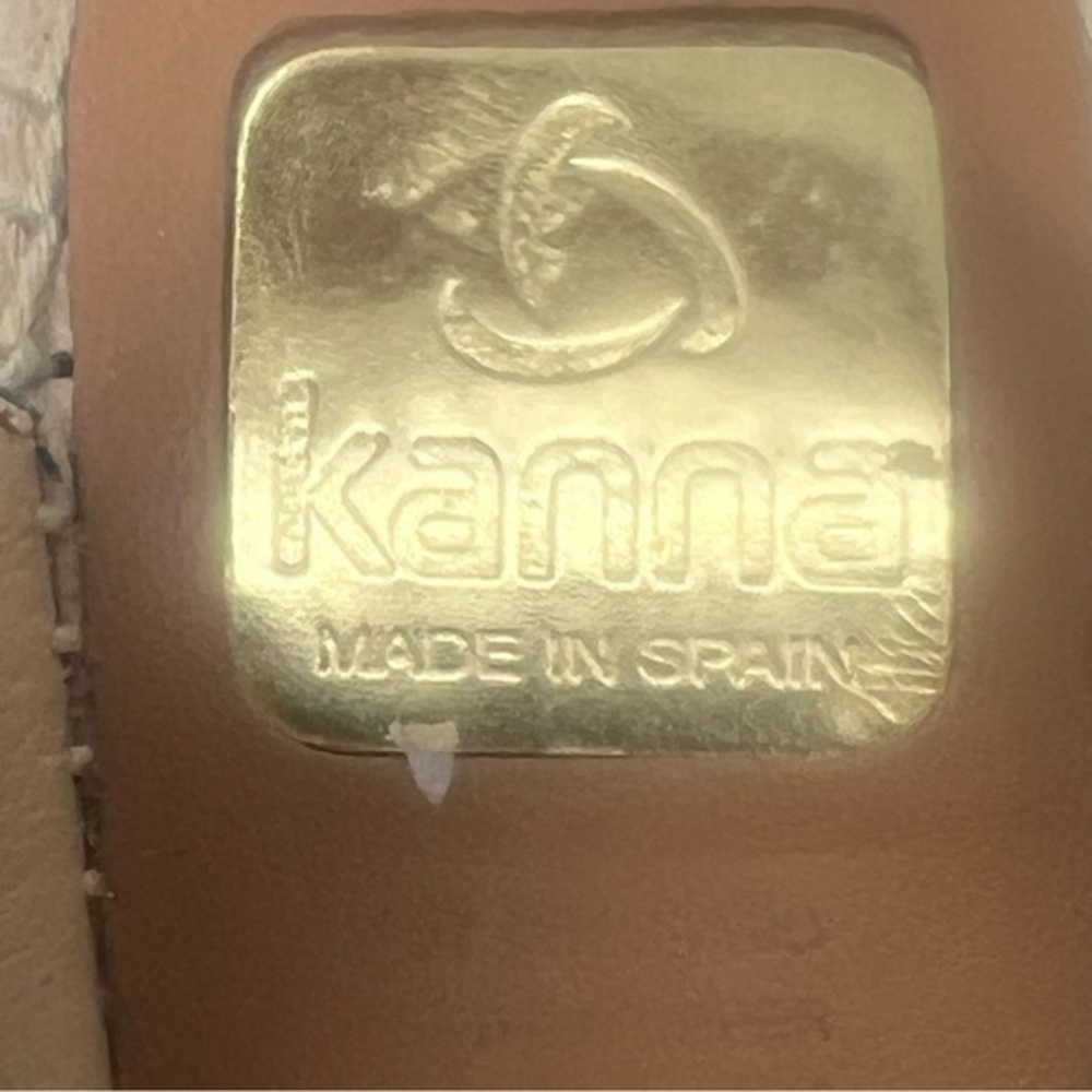 Kanna Wedge Sandals - Picture 10 of 11